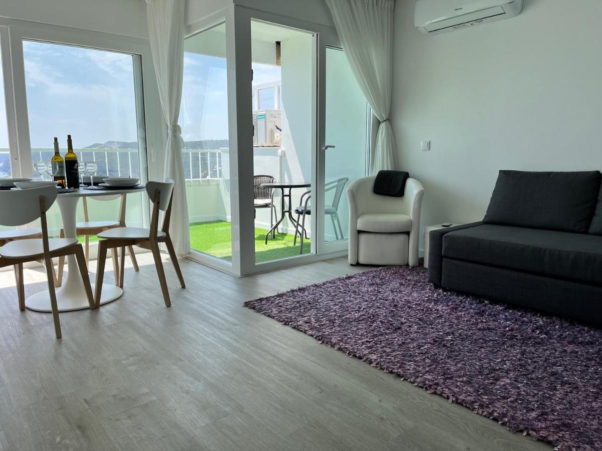 ססימברה Axenic Retreat - Panoramic Ocean View, Sleeps 4, Ensuite Bathroom, New Redesign מראה חיצוני תמונה