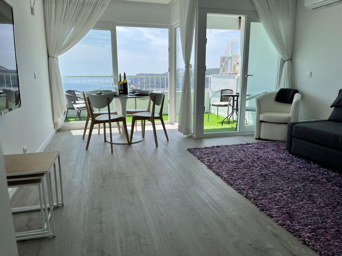 ססימברה Axenic Retreat - Panoramic Ocean View, Sleeps 4, Ensuite Bathroom, New Redesign מראה חיצוני תמונה